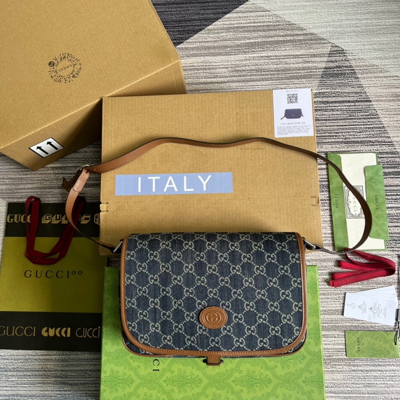 Gucci Handbags 814